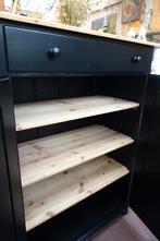 Zwarte meidenkast, Ophalen, Zo goed als nieuw