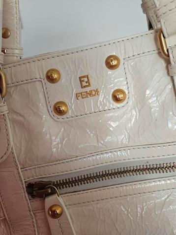 Originele Fendi tas , creme wit lakleer beschikbaar voor biedingen