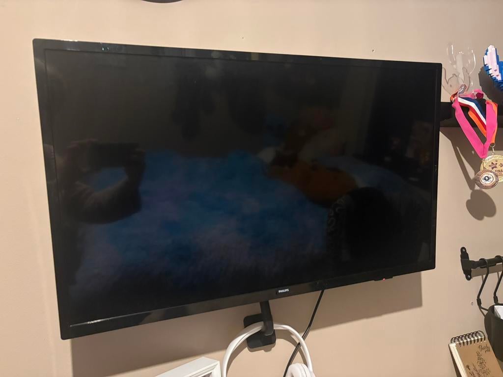 32”inch smart tv, Ophalen of Verzenden, Zo goed als nieuw, 50 Hz, Overige merken