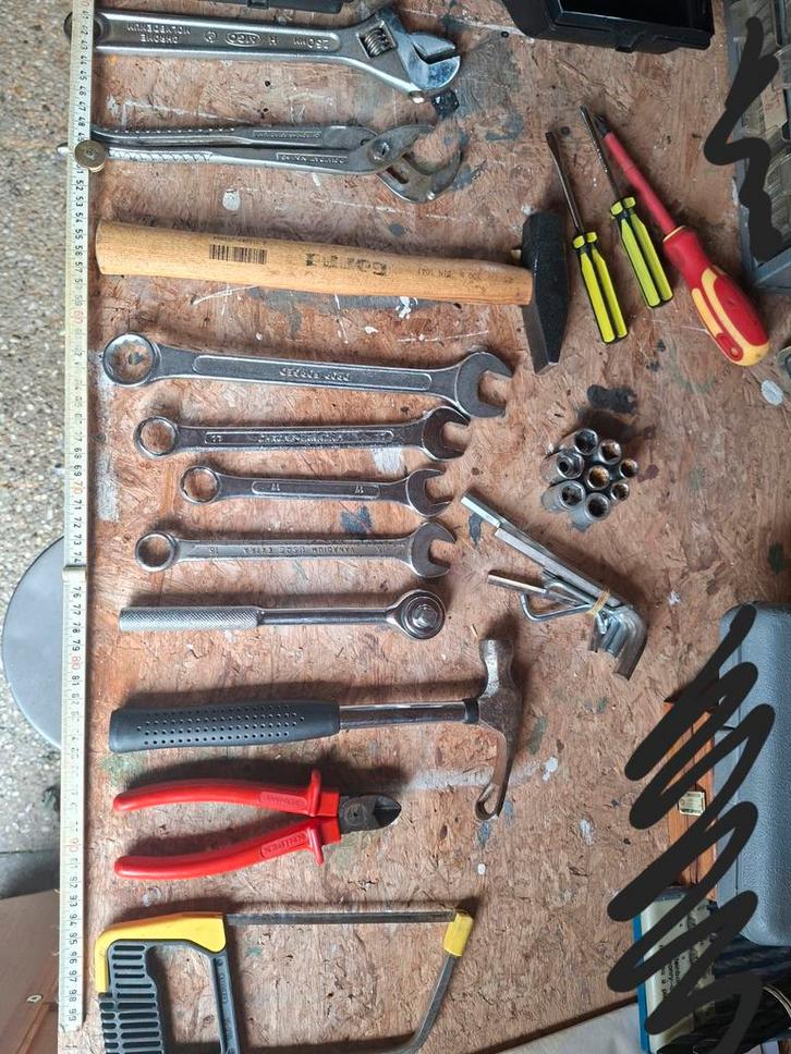 Gereedschapskist met divers gereedschap, Doe-het-zelf en Verbouw, Gereedschap | Handgereedschap, Gebruikt, Ophalen