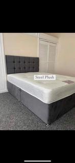 Elegante Bedframe met Knopen – Beschikbaar in Meerdere Maten, Verzenden, Zo goed als nieuw