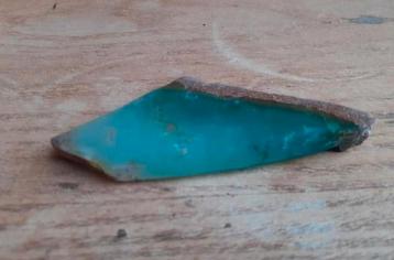 Chrysopraas beschikbaar voor biedingen