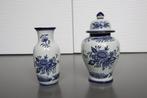 vaas en pot met deksel delfts blauw look met bloemen, Gebruikt, Blauw, Aardewerk of Porselein, Ophalen of Verzenden