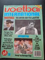 VI 1983 - Cruijff te duur en te lastig, Ophalen of Verzenden, Zo goed als nieuw, Ajax, Boek of Tijdschrift