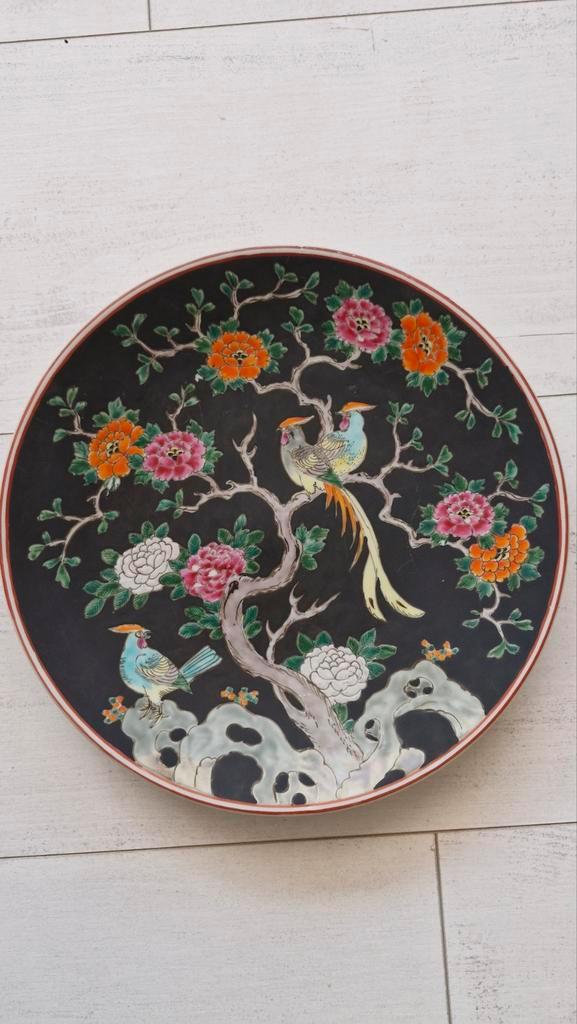 Vintage Japans bord famille noir met vogels en bloemen, Antiek en Kunst, Antiek | Wandborden en Tegels, Ophalen of Verzenden