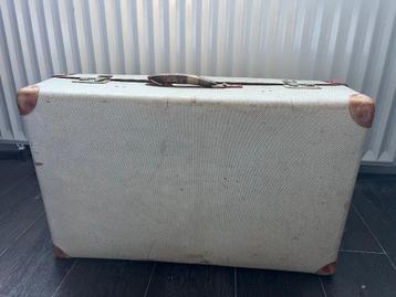 Deze wil je hebben! Prachtige Oude Koffer! beschikbaar voor biedingen