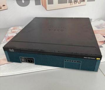 CISCO 2921-K9 V08 1000 Integrated Services Router 2900 serie beschikbaar voor biedingen