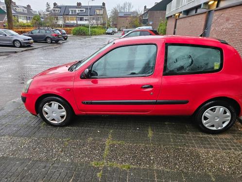 Renault Clio 1.4 16V RT 3DR 2005 2002 Rood, Auto's, Renault, Particulier, Clio, Bluetooth, Boordcomputer, Radio, USB, Benzine