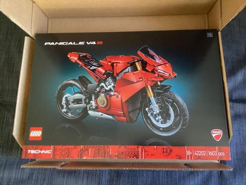 NIEUW Lego Technic Ducati Panigale V4 S motor (42202) MISB, Kinderen en Baby's, Speelgoed | Duplo en Lego, Nieuw, Lego, Complete set