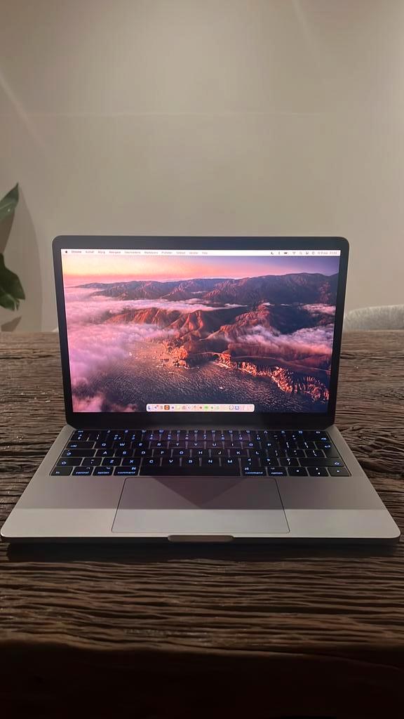 MacBook Pro 13-inch 2017 - Intel Core i5, 8GB RAM, Computers en Software, Apple Macbooks, Gebruikt, MacBook Pro, 13 inch, 2 tot 3 Ghz