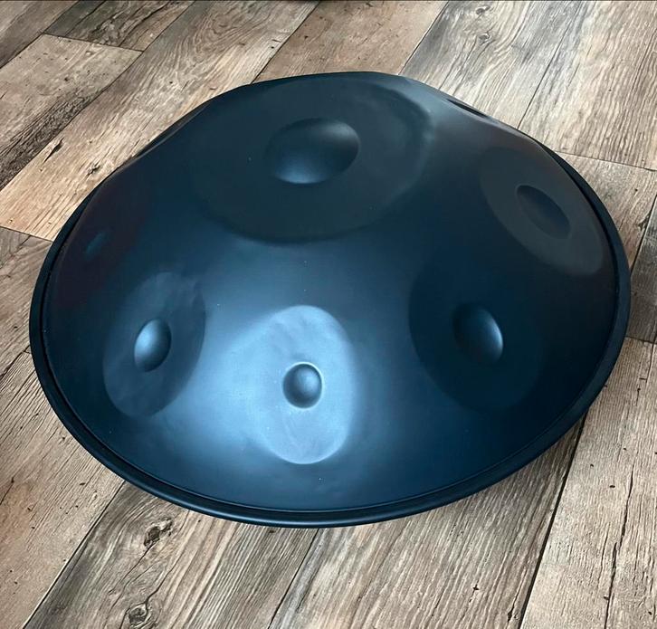 Handpan Ionis - C# Amara 9 - genitreerd, Muziek en Instrumenten, Percussie, Zo goed als nieuw, Melodische percussie, Ophalen