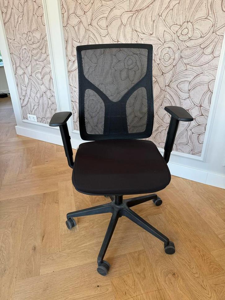 Zwarte Bureaustoel - Comfortabel & Stijlvol, Huis en Inrichting, Bureaustoelen, Gebruikt, Bureaustoel, Zwart, Ergonomisch, Ophalen
