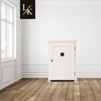 Landelijke klassieke kast, eendeurs, legkast, linnenkast, Antiek en Kunst, Antiek | Meubels | Kasten, Ophalen of Verzenden