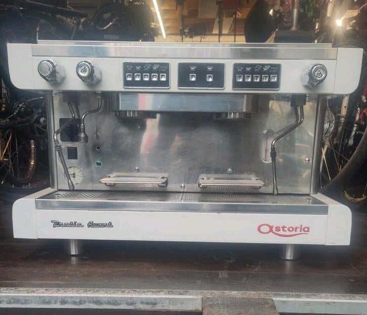 Astoria Espressomachine - professioneel, Witgoed en Apparatuur, Koffiezetapparaten, Ophalen, Gebruikt, Espresso apparaat, Overige typen