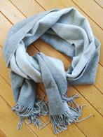 Omslagdoek sjaal pasmina grijs, Kleding | Dames, Ophalen of Verzenden, Sjaal, Zo goed als nieuw, Maat 46/48 (XL) of groter
