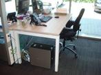 bureau / tafel 60 x 80 houtmotief; hoogte instelbaar, Ophalen, In hoogte verstelbaar, Gebruikt, Bureau