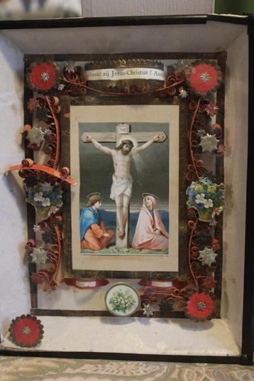 Antieke oud vitrine reliek christus folkore huisaltaar Jezus beschikbaar voor biedingen