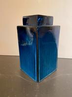Vaas - blauw - met losse deksel, Huis en Inrichting, Woonaccessoires | Vazen, Blauw, Aardewerk of Porselein, Ophalen of Verzenden