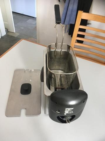 Friteuse beschikbaar voor biedingen