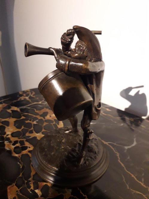 PRACHTIG ANTIEK BRONZEN BEELD van TROMMELAAR met TOETER, Antiek en Kunst, Antiek | Koper en Brons, Brons, Ophalen of Verzenden