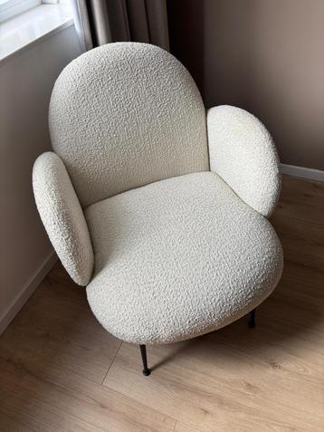 Bouclé Stoel beschikbaar voor biedingen