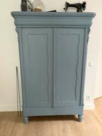 Geverfde mahonie houten kast, Ophalen