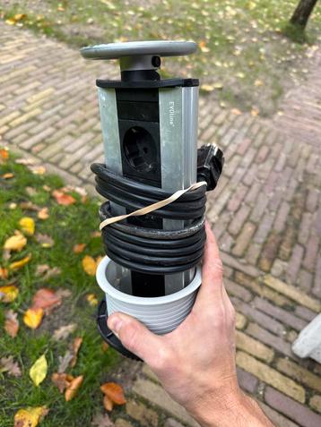 EVOline Pop-up Stopcontact - Gebruikt beschikbaar voor biedingen