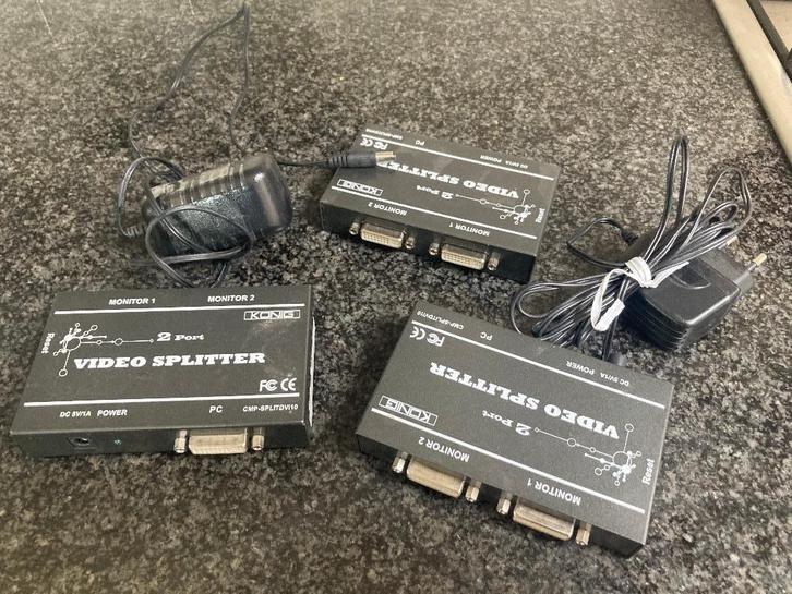 König CMP-SPLITDVI10 DVI-splitter (2-poort), Computers en Software, Monitoren, Gebruikt, 60 Hz of minder, DVI, Ophalen of Verzenden