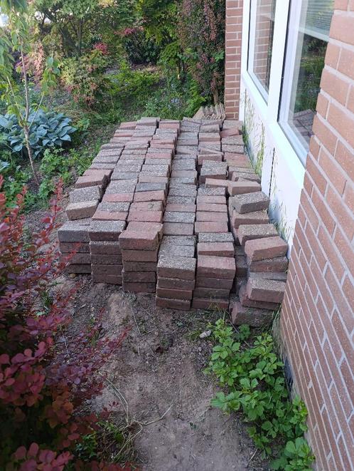 GRATIS klinkers, Tuin en Terras, Tegels en Klinkers, Gebruikt, Klinkers, Beton, 10 m² of meer, Ophalen
