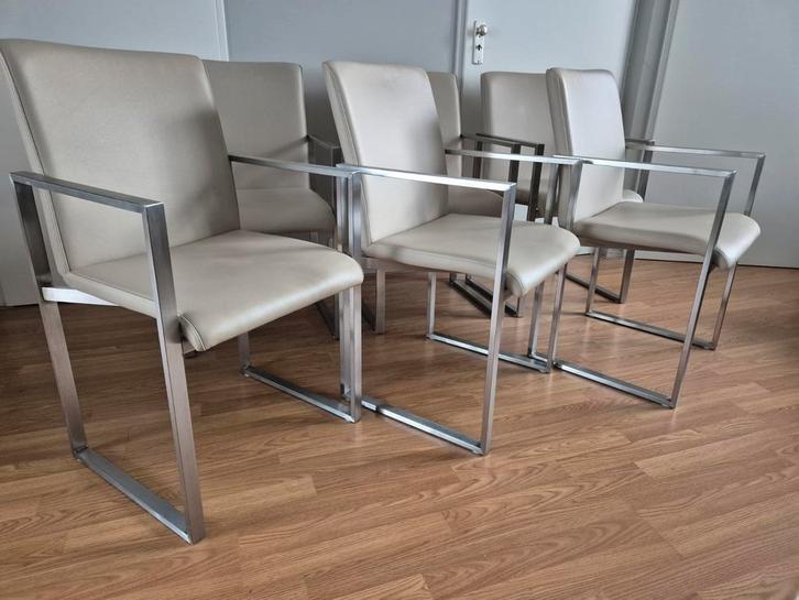 Nieuwstaat 6 Design eetkamerstoelen NEO van goossens leer, Huis en Inrichting, Stoelen, Zo goed als nieuw, Vijf, Zes of meer stoelen