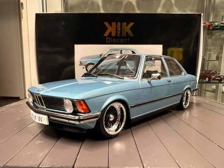 1:18 KK-Scale BMW E21 custom met vaste wielen inc doos, Hobby en Vrije tijd, Modelauto's | 1:18, Gebruikt, Auto, Ophalen of Verzenden