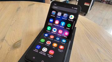 Samsung Galaxy Z Flip 3 5G 8GB 256GB Carbon Case
