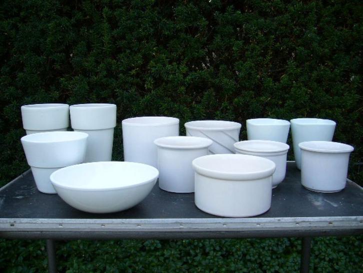 Witte bloempotten 10 stuks, Tuin en Terras, Bloempotten, Aardewerk, Binnen, Balkon, Tuin, Minder dan 40 cm, Minder dan 25 cm, Rond