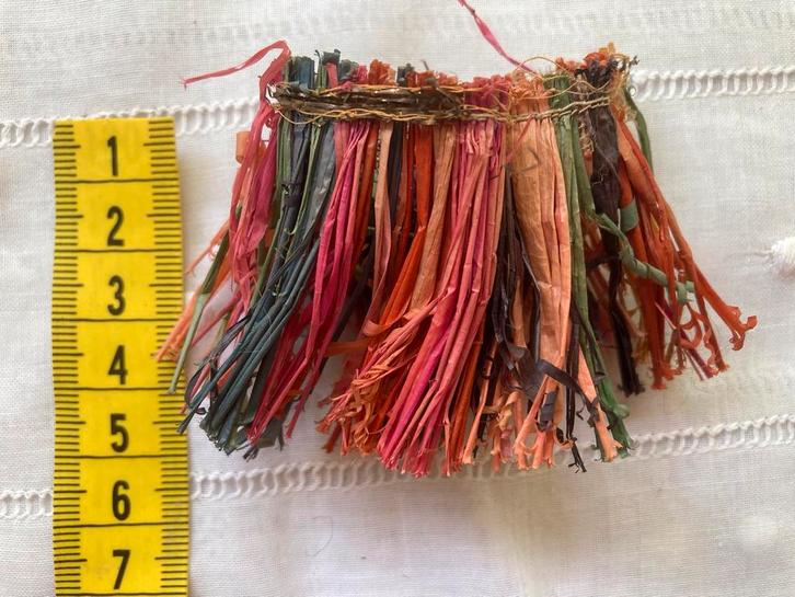 🌿Pop, Klein Antiek Raffia Rokje ,Heubach,ca.1930🌿, Antiek en Kunst, Antiek | Speelgoed, Verzenden