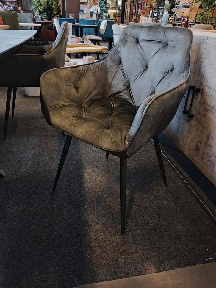 Stoel grijs - Stijlvol & Comfortabel (outlet), Antiek en Kunst, Antiek | Meubels | Stoelen en Banken, Ophalen