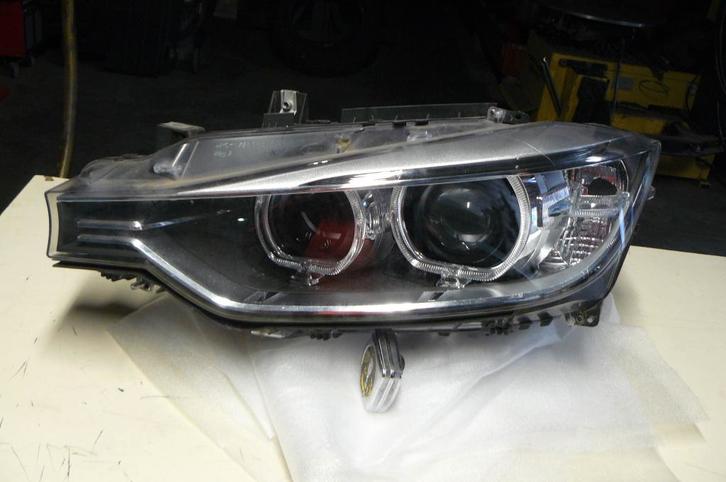 Xenon koplamp links BMW 3 reeks F30 F31 (2011 - 2015), Auto-onderdelen, Verlichting, BMW, Gebruikt, Ophalen of Verzenden