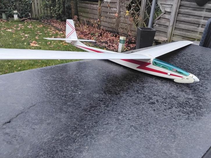 Te Koop: electro zwever, Hobby en Vrije tijd, Modelbouw | Radiografisch | Vliegtuigen, Gebruikt, Elektro, Ophalen