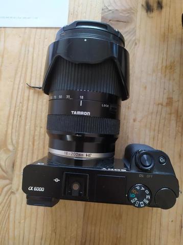 Camera Sony Alpha 6000 met Tamron 18-200mm zoomlens beschikbaar voor biedingen
