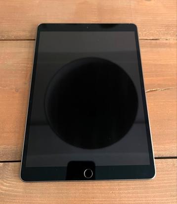 iPad Air 2019 - 3e generatie - 64GB - space grey - wifi beschikbaar voor biedingen