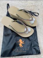Uzurii slippers high heels - special soccer edition, Kleding | Dames, Schoenen, Beige, Nieuw, Ophalen, Slippers