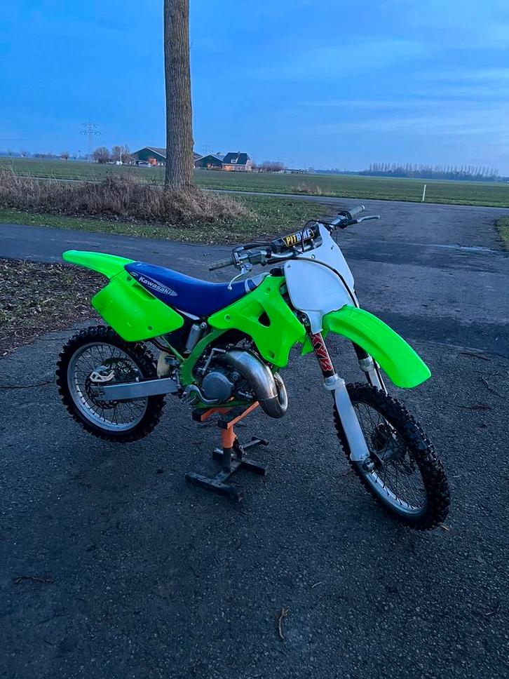 KX 125, Fietsen en Brommers, Brommers | Crossbrommers, Zo goed als nieuw, Overige merken, Ophalen