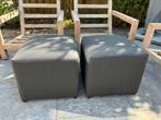 Twee voetenbankjes, Tuin en Terras, Tuinmeubel-accessoires, Ophalen, Zo goed als nieuw