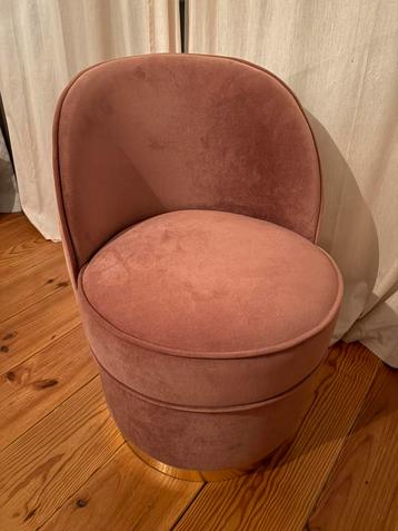 Roze velvet fauteuil met goud randje beschikbaar voor biedingen