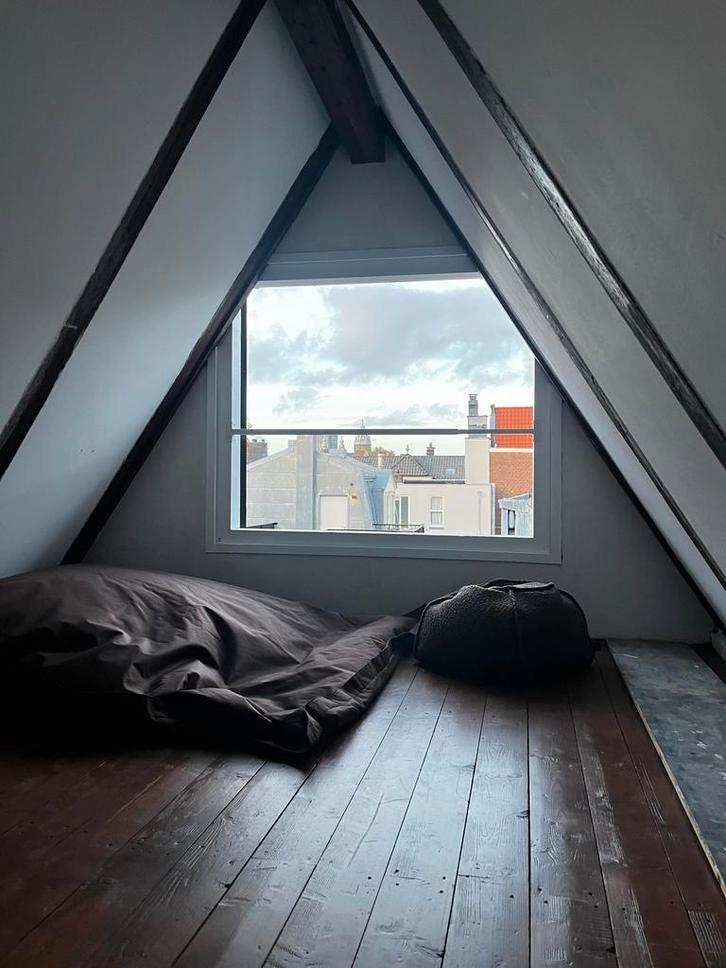 Bruine fatboy L, Huizen en Kamers, Kamers te huur