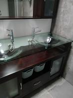 Badkamer kast meubel met glazen wasbakken en spiegelkast, Huis en Inrichting, Badkamer | Badkamermeubels, Ophalen, Spiegelkast