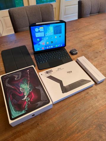 Apple iPad Pro 11” M2 256GB + 5G cellular - Keyboard Pencil beschikbaar voor biedingen