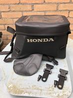 Honda nt 1100 tanktas met originele bevestiging schroeven., Ophalen of Verzenden, Gebruikt