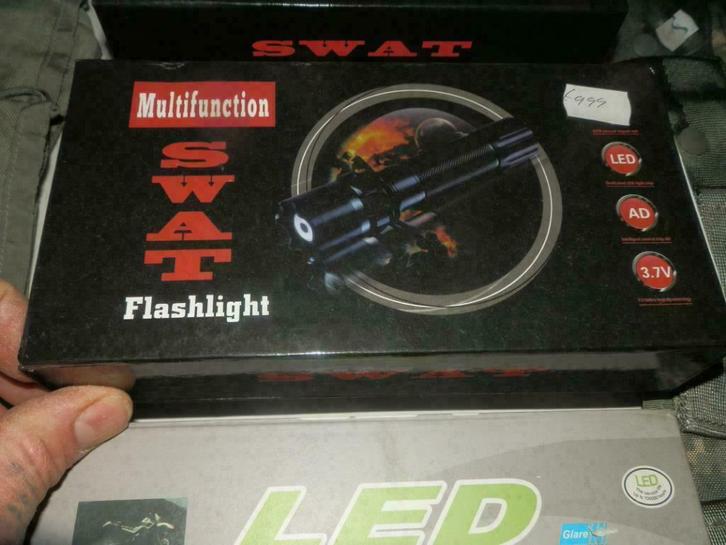 Zaklantaarn swat nieuw broekzakmodel, Caravans en Kamperen, Kampeeraccessoires, Nieuw, Ophalen of Verzenden