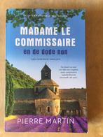 Madame le Commissaire en de dode non , Pierre Martin, Ophalen of Verzenden, Gelezen, Pierre Martin
