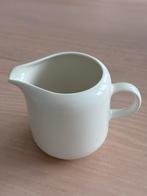 Arabia Finland Arctica Melkkannetje Wit, Overige typen, Ophalen of Verzenden, Zo goed als nieuw, Effen